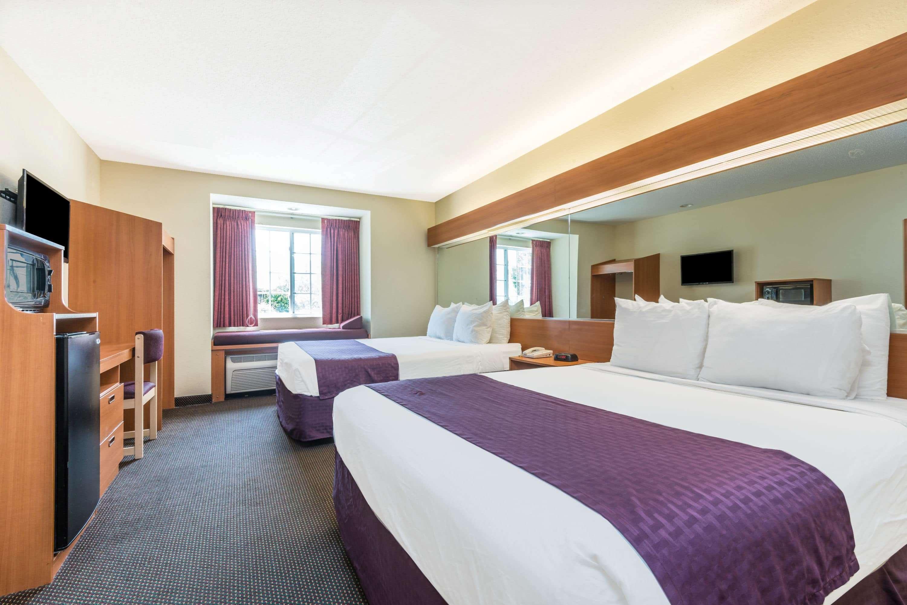 Microtel Inn & Suites By Wyndham Auburn Exterior photo