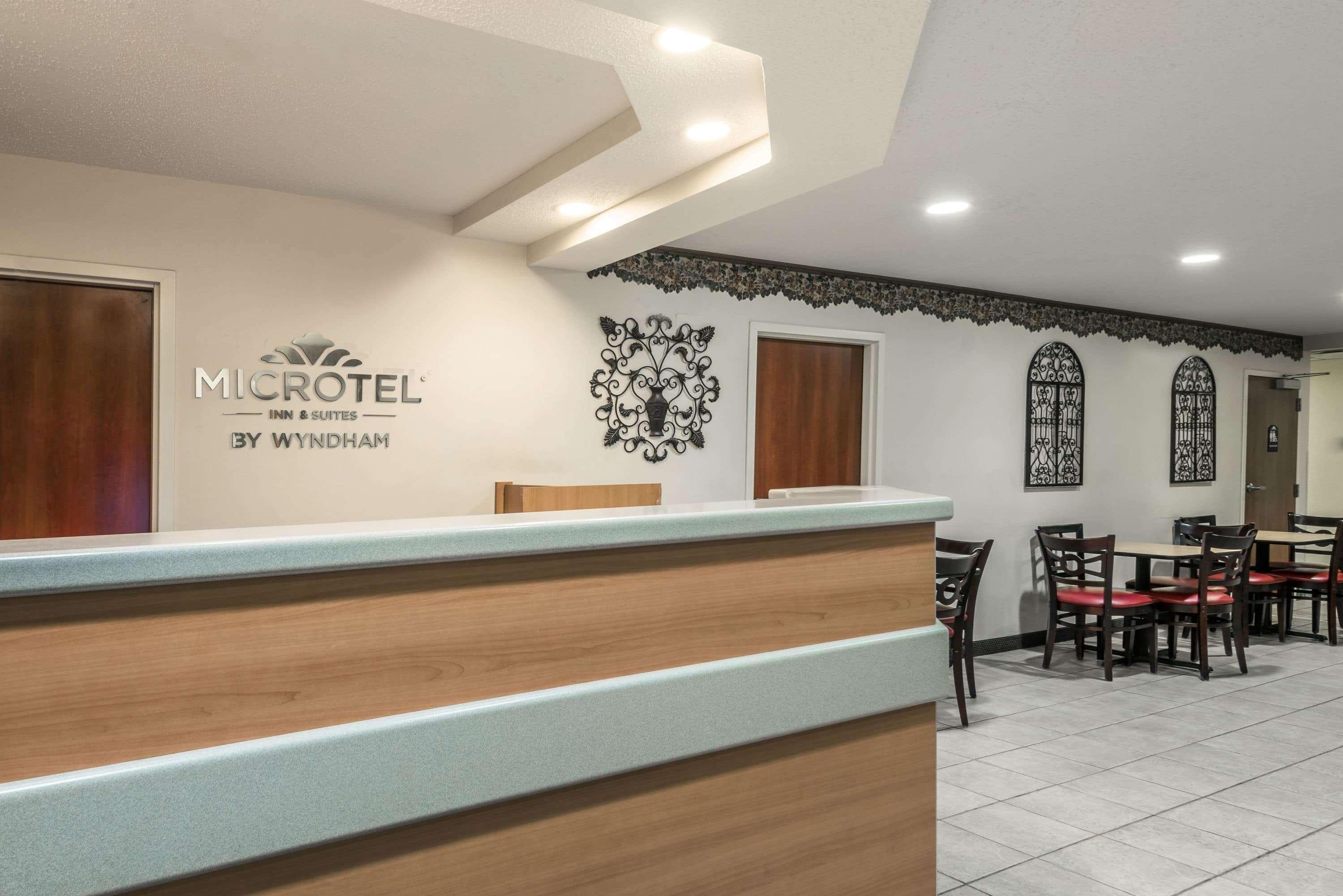 Microtel Inn & Suites By Wyndham Auburn Exterior photo