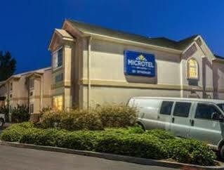 Microtel Inn & Suites By Wyndham Auburn Exterior photo